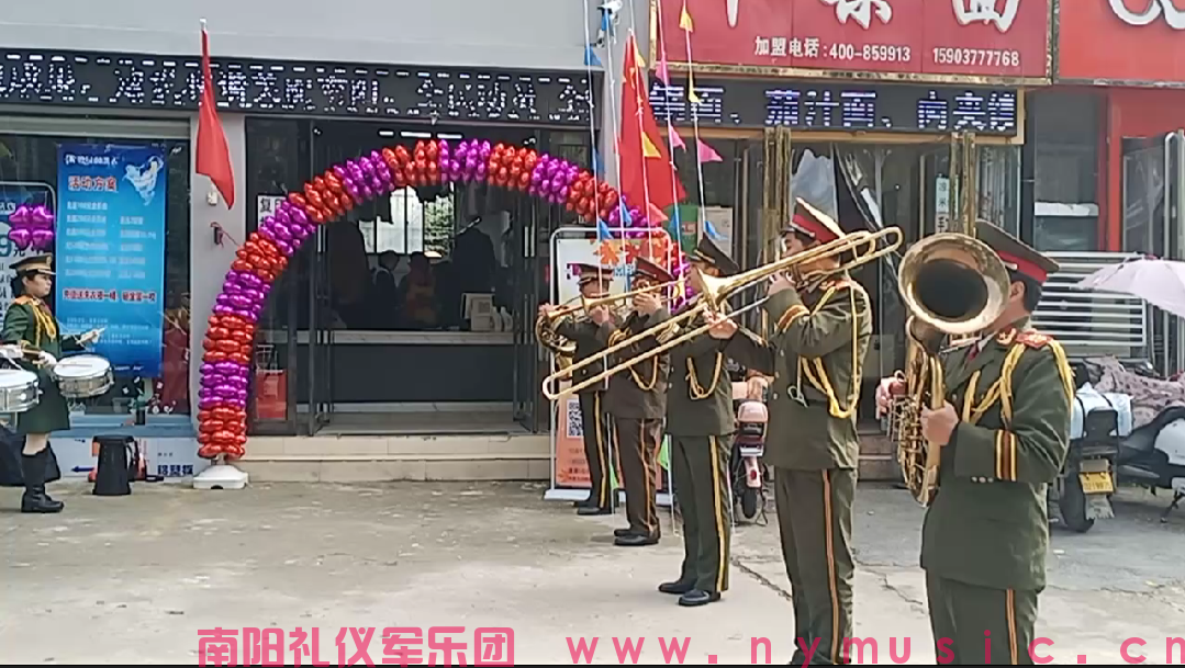 贺南阳碧绿阁洗衣光彩店9周年庆典圆满圆满结束！感恩有您与我们一路同行(图4)